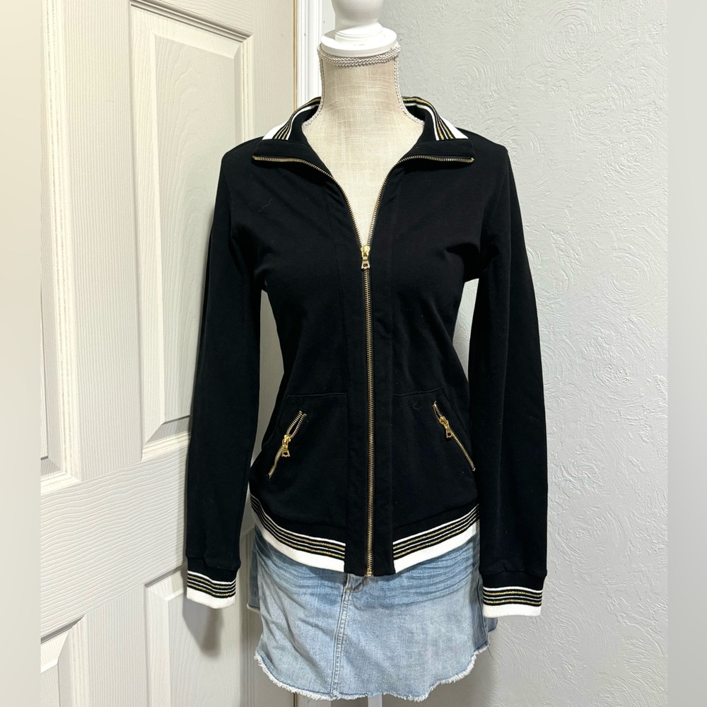 Neiman Marcus Black Hooded Zip Up Women’s Jacket Size Medium